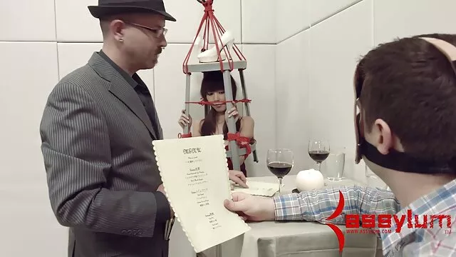 Divers trios baisent x vidéo arab tout le temps