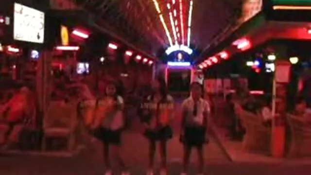 Filles, comme sur la sélection, avec des seins et des sex free vidéos culs élastiques