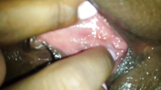 Une chose glamour se baise habilement porno dela avec des jouets