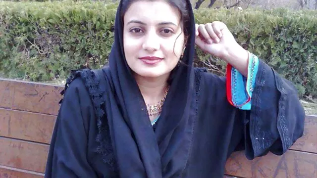 Pepper xxx video pornp branle sa grosse bite