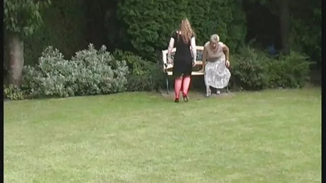 Trans blonde sexy vidéo xxxn baise sa copine dans la chatte