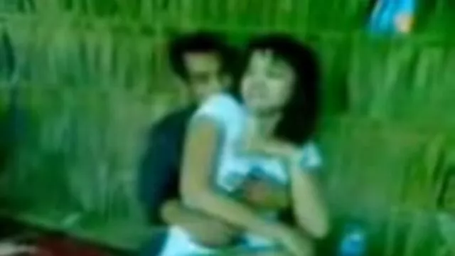 Kendra Lust, petite video xxx en direct amie mature, baise avec son amant sexy