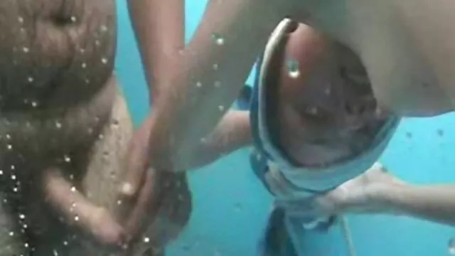 Le mec aime le sexe avec prono black video un mulâtre mignon